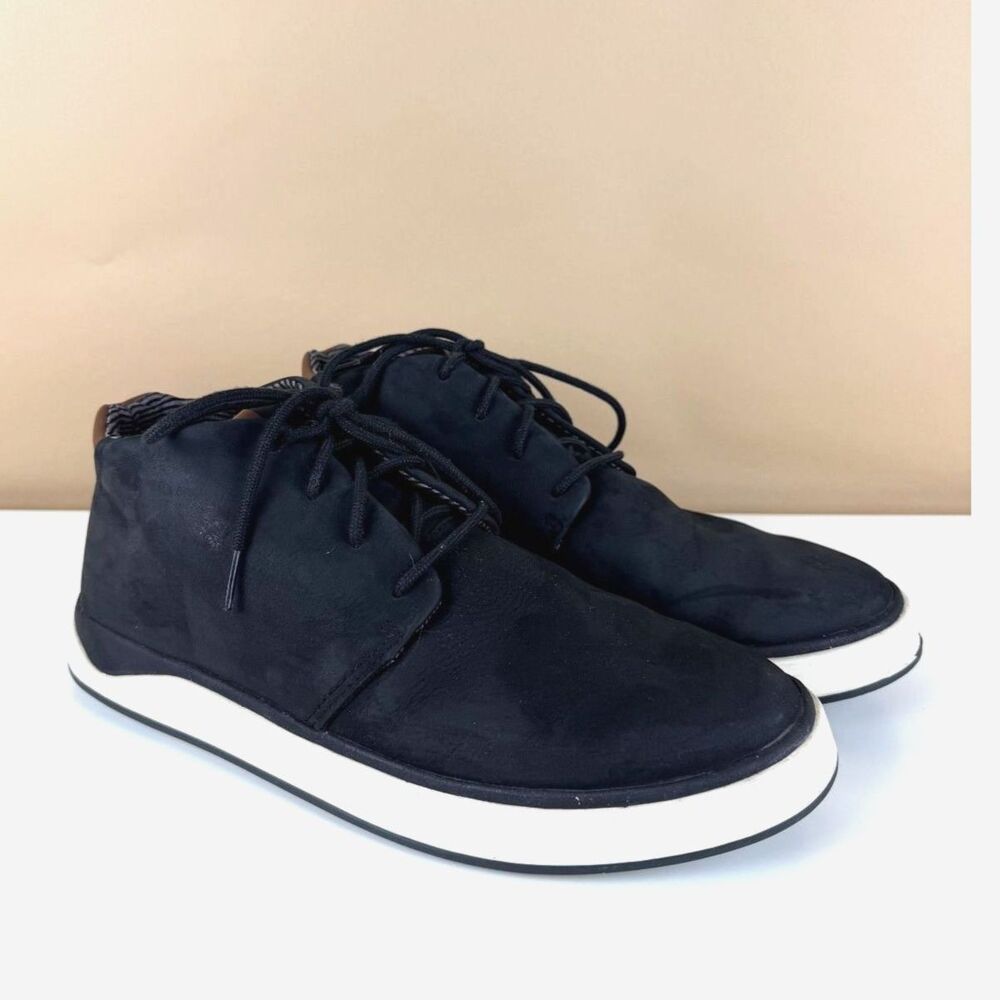 OluKai Papaku 'Ili Waterproof Leather Chukka Boots Men Size 10.5 Black 10520